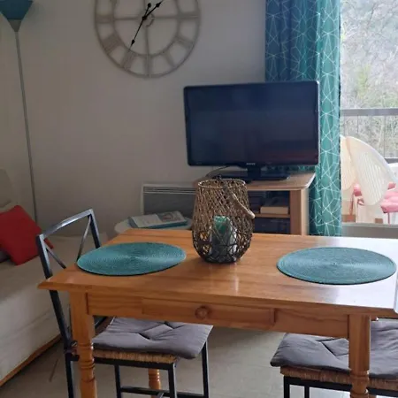 Dernieres Disponibilites Joli Gaelle 50m Des Cures Jolie Vue Degagee Balcon Wifi *