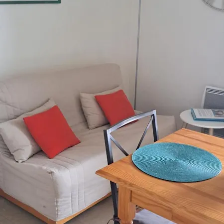 Dernieres Disponibilites Joli Gaelle 50m Des Cures Jolie Vue Degagee Balcon Wifi