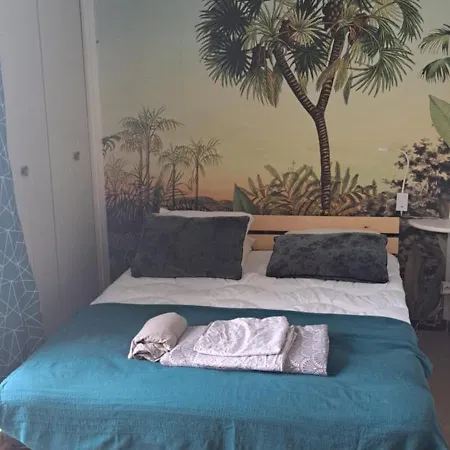 Dernieres Disponibilites Joli Gaelle 50m Des Cures Jolie Vue Degagee Balcon Wifi *