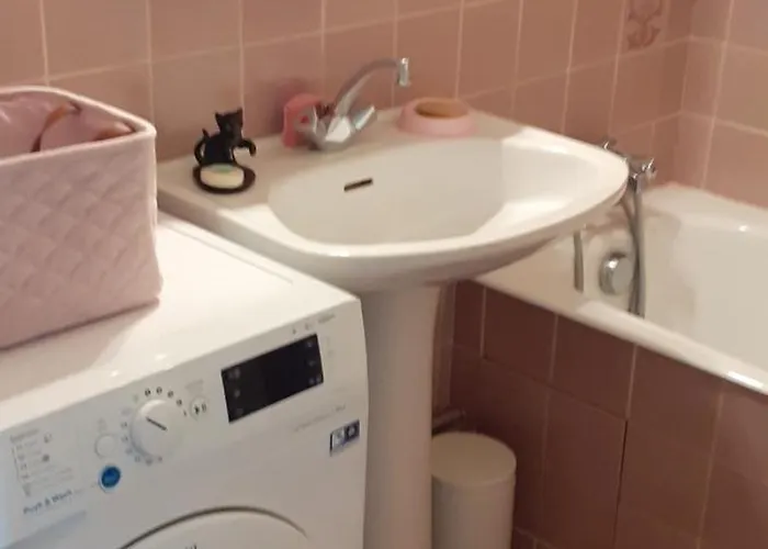 Studio Gaelle Suite A Desistement Libre Jusqu'Au 5 Avril 50M Des Cures Tres Jolie Vue Wifi Διαμέρισμα *