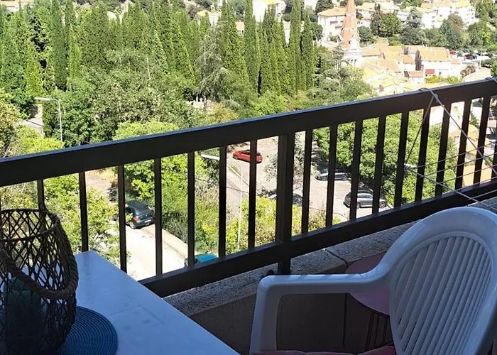 Studio Gaelle Suite A Desistement Libre Jusqu'Au 5 Avril 50M Des Cures Tres Jolie Vue Wifi *